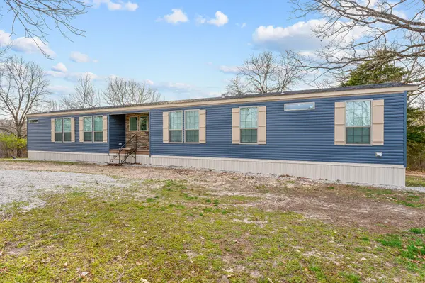 876 Cron Road, Lampe, MO 65681
