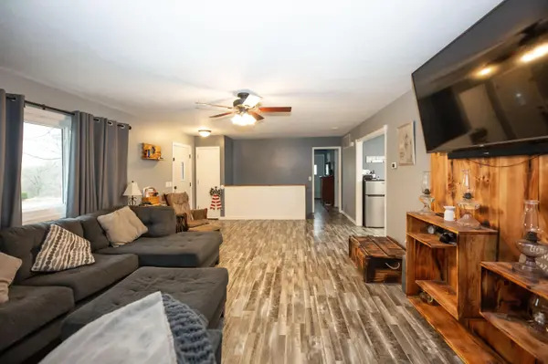 8 Buttonwood Drive, Kimberling City, MO 65686