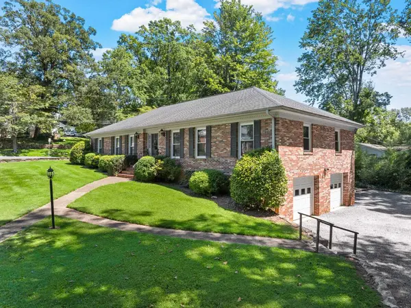 174 New Market ST, Tryon, NC 28782