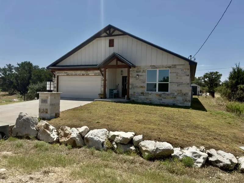 1601 White Tail, Horseshoe Bay, TX 78657