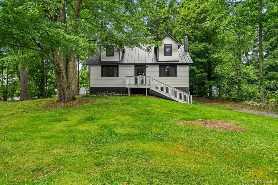 44 David LN, Wurtsboro, NY 12790