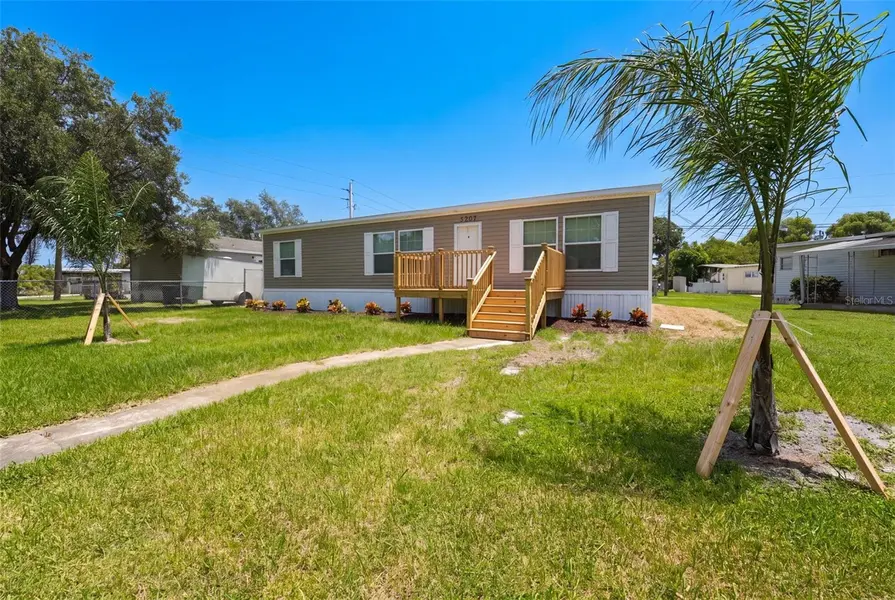 5207 ORANGE AVE, Port Orange, FL 32127