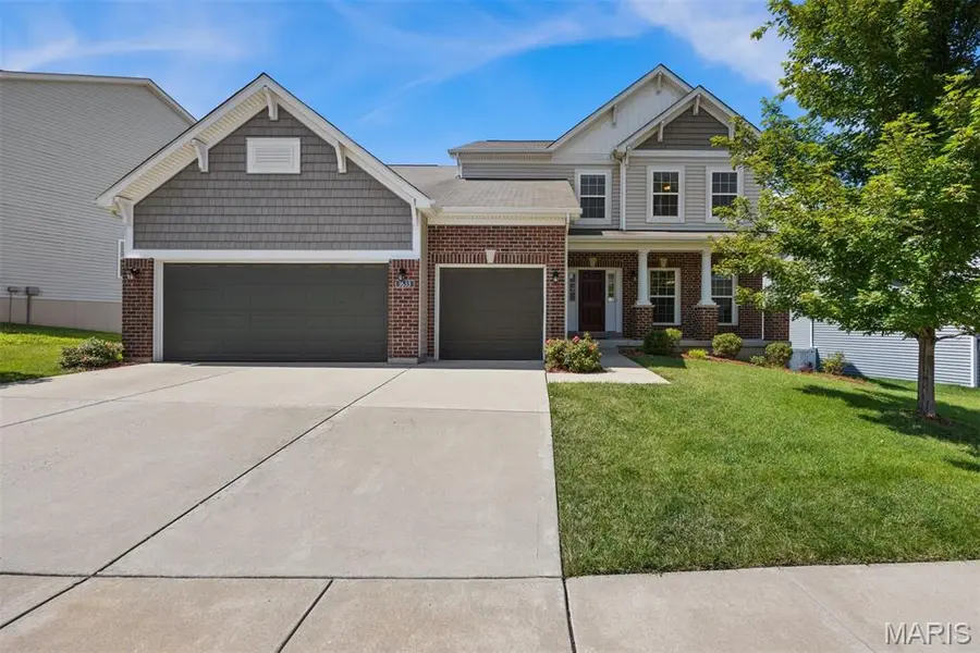 1633 Willowbrooke Manors Court, Creve Coeur, MO 63146