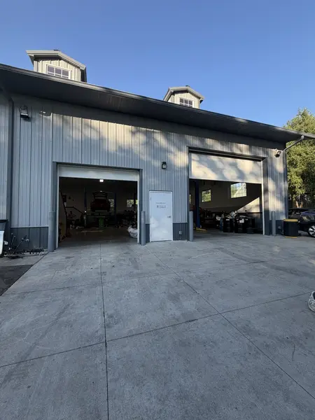 217 W State RD, Island Lake, IL 60042