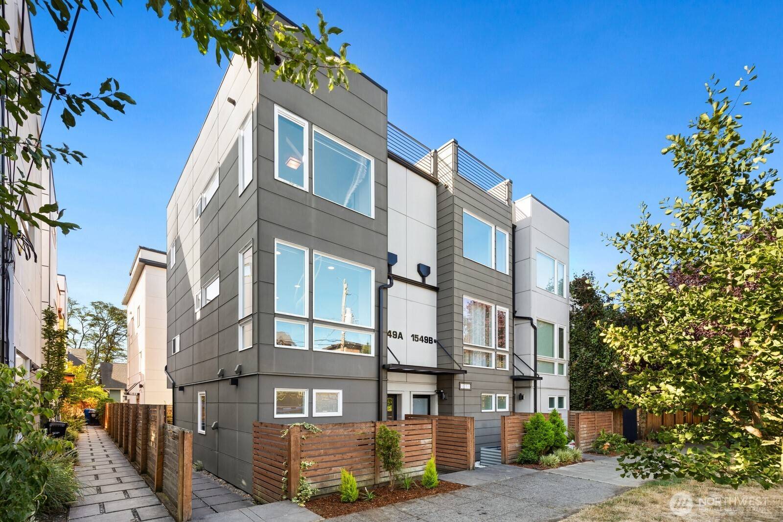 1549 NW 61st ST #A, Seattle, WA 98107