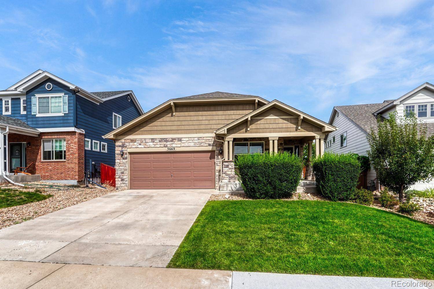 3669 Amber Sun CIR, Castle Rock, CO 80108
