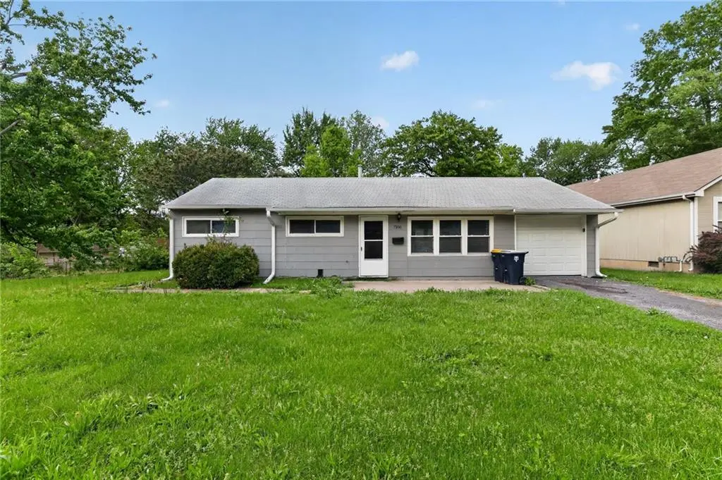 7106 E 107 TER, Kansas City, MO 64134