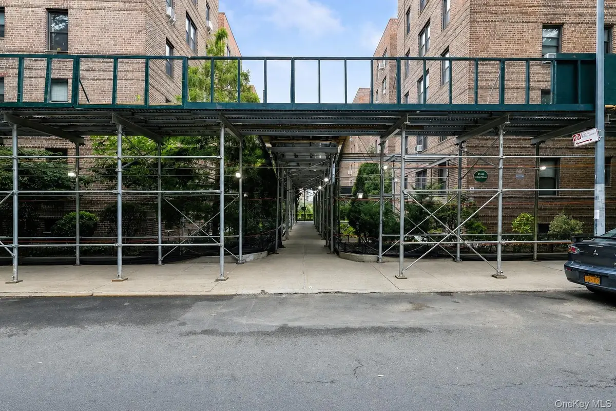 43-40 Union ST #4M, Flushing, NY 11355