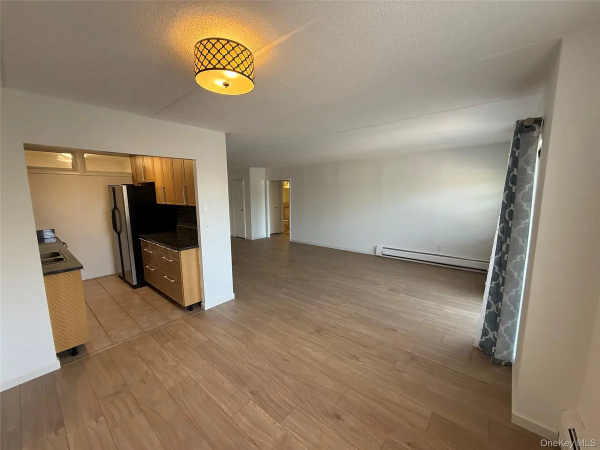 35 Park AVE #3D, Suffern, NY 10901