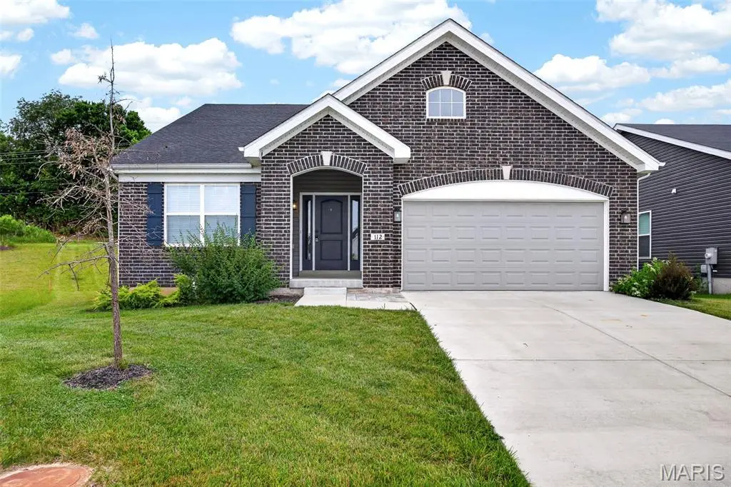 112 Creek Haven CT, Lake St Louis, MO 63367