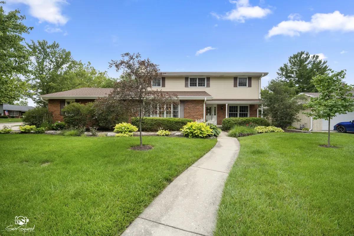 226 Meadow Wood DR, Joliet, IL 60431