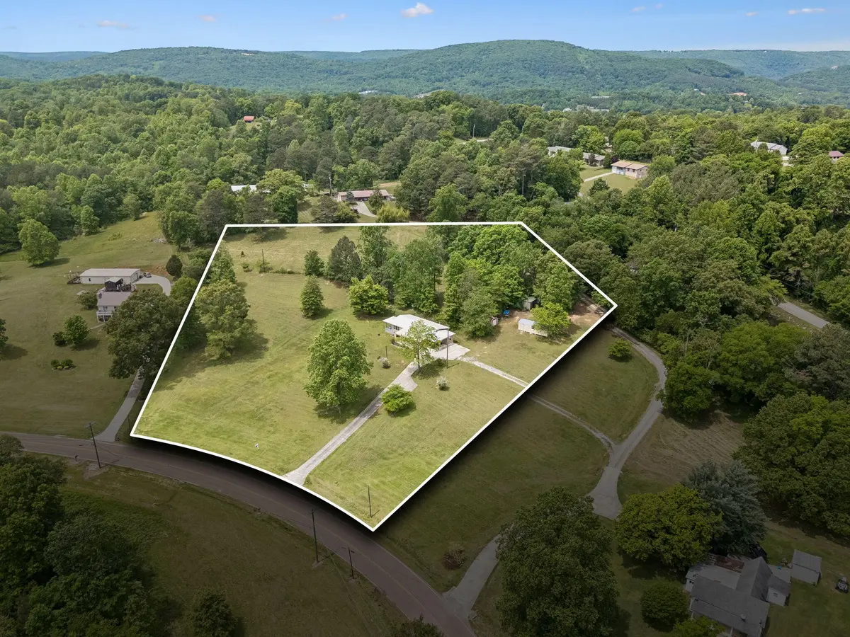 1484 Blythe Ferry Road, Dayton, TN 37321
