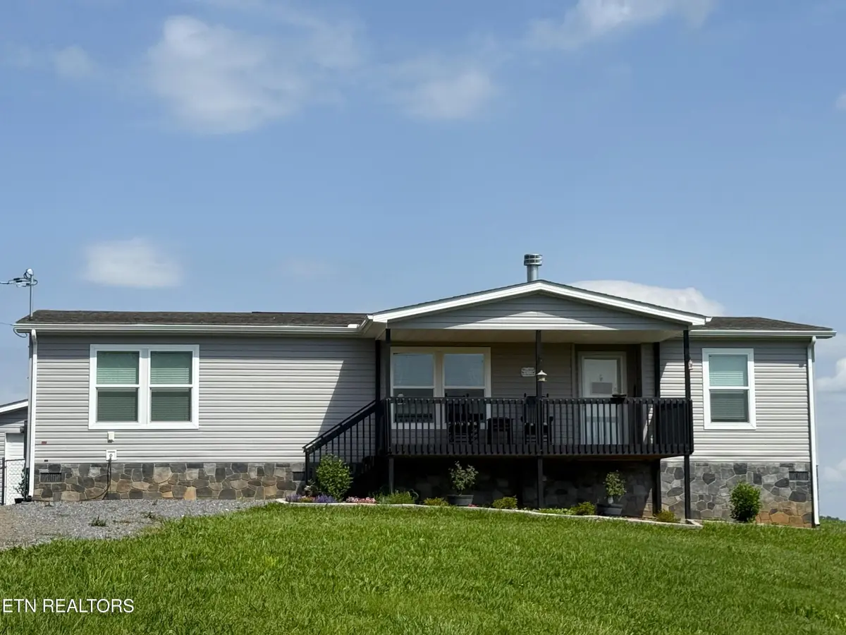 1066 Highland Meadows Way, Parrottsville, TN 37843