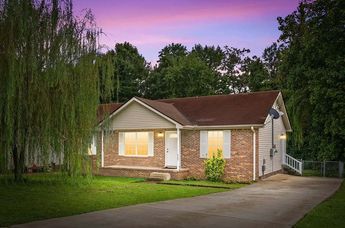 622 Woodhaven Dr, Clarksville, TN 37042