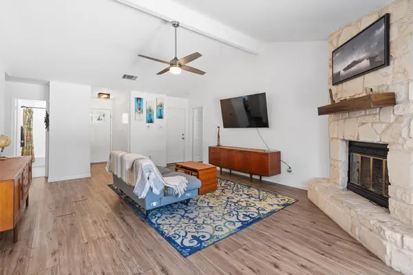 705 Chestnut XING, Cedar Park, TX 78613