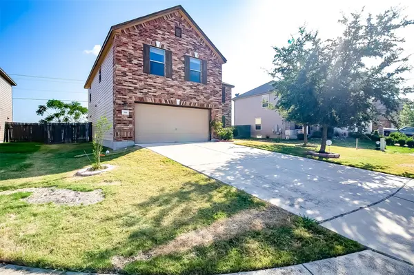 518 Carrington ST, Hutto, TX 78634