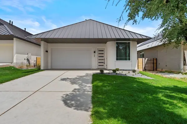 105 Rough Creek RD, Georgetown, TX 78628
