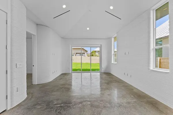 105 Rough Creek RD, Georgetown, TX 78628