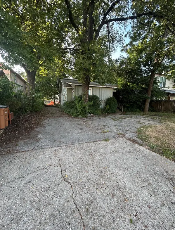 4701 Harmon Ave, Austin, TX 78751