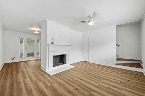 2401 Winsted LN #4, Austin, TX 78703