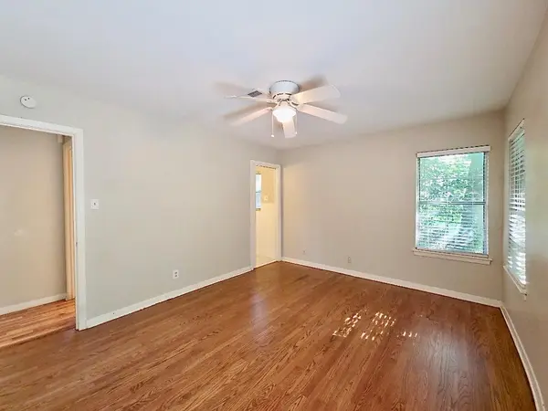 1408 Glencrest DR, Austin, TX 78723