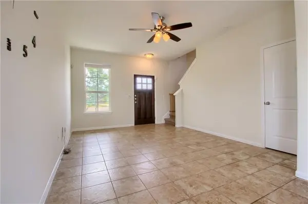 2014 Barker House CV, Round Rock, TX 78664