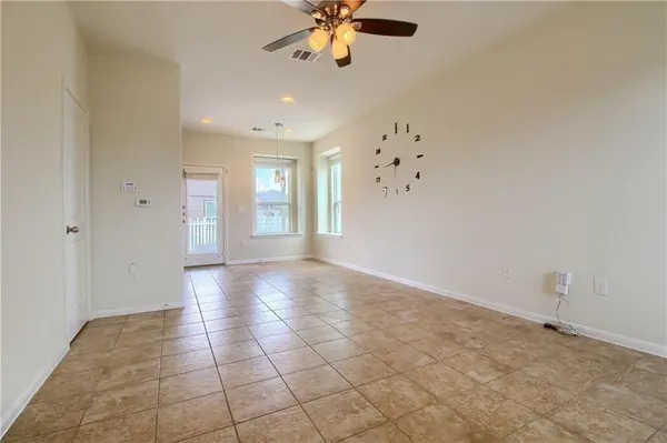 2014 Barker House CV, Round Rock, TX 78664