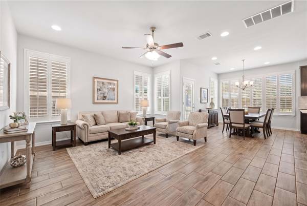 168 Alexander, Kyle, TX 78640