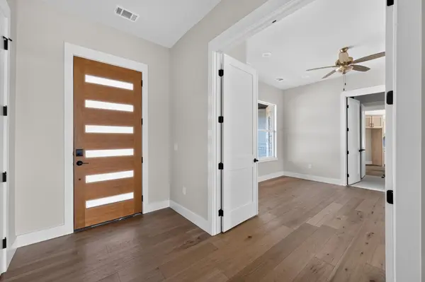 18213 Gregg Bluff RD, Jonestown, TX 78645