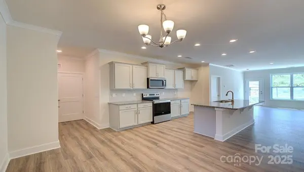 117 Sugg TRL, Weaverville, NC 28787