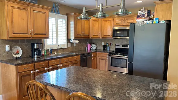 510 E Carpenter ST, Maiden, NC 28650