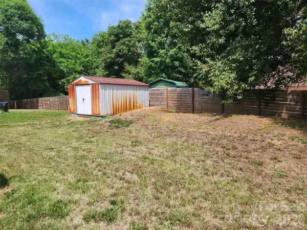 3077 Champion LN SW, Concord, NC 28025