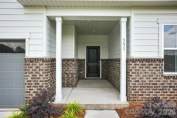 551 Cottage Garden LN, Belmont, NC 28012