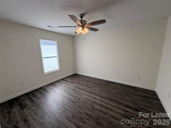 4013 Eugene DR, Lincolnton, NC 28092