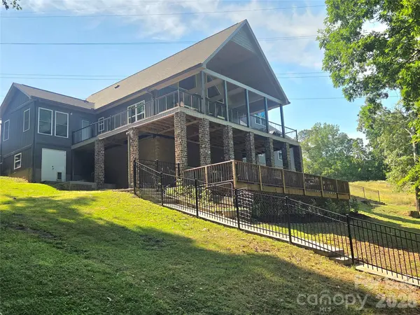 393 Stillwater RD, Troutman, NC 28166