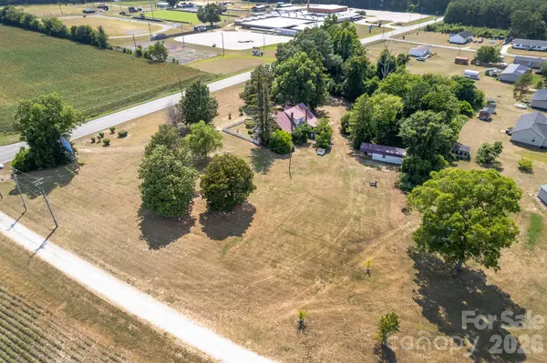 1214 NC 24 And 50 HWY, Warsaw, NC 28398