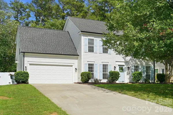 4611 Rock Stream DR, Charlotte, NC 28269