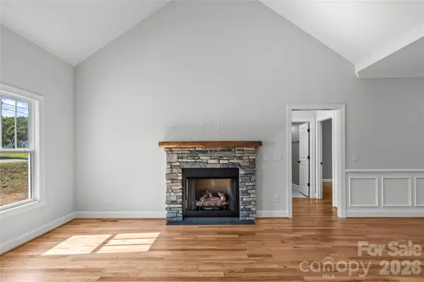 186 O Farrell ST, Winston Salem, NC 27107
