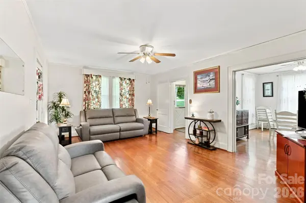 1106 N Main ST, Mount Holly, NC 28120