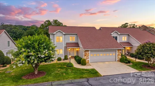 3823 ROCK BRIDGE DR NE, Conover, NC 28613