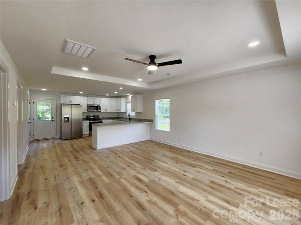 1300 Rainbow DR, Shelby, NC 28152