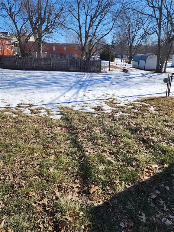 203 S 6th ST, Savannah, MO 64485