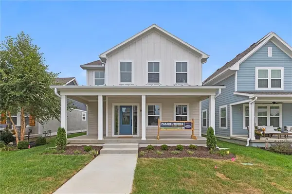 1025 SW Armie ST, Lee's Summit, MO 64081