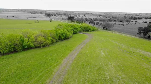 22285 NW 1400th RD, Garnett, KS 66032