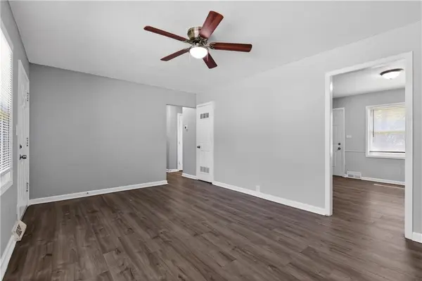 7103 E 112th ST, Kansas City, MO 64134