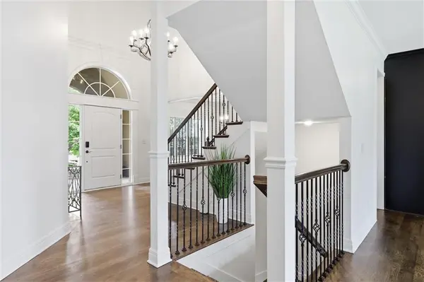 9428 W 157th PL, Overland Park, KS 66221