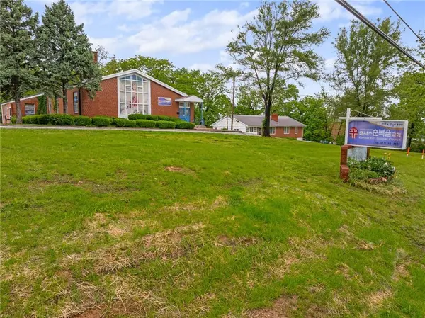1424 S 55th ST, Kansas City, KS 66106