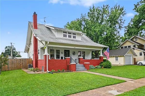 117 Juniatta ST, Burlington, KS 66839