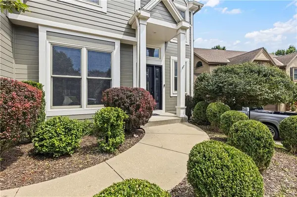 13916 W 72nd ST, Shawnee, KS 66216