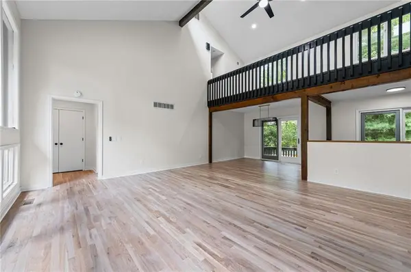 12920 W 117th ST, Overland Park, KS 66210